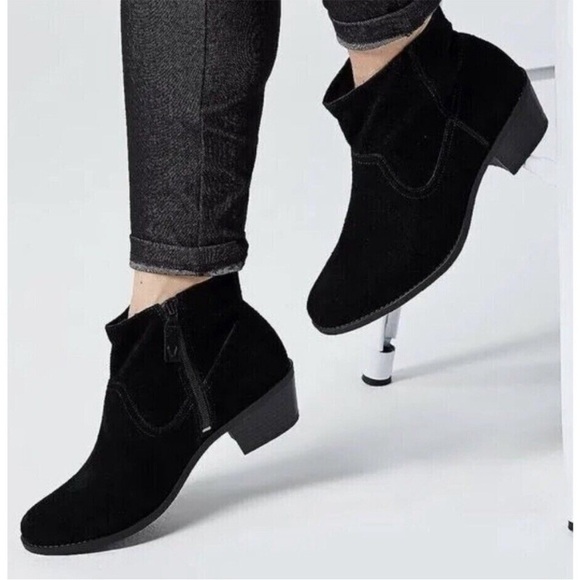 VIONIC Vera Water-Resistant Suede Ankle Boots size 6.5 - Picture 1 of 12